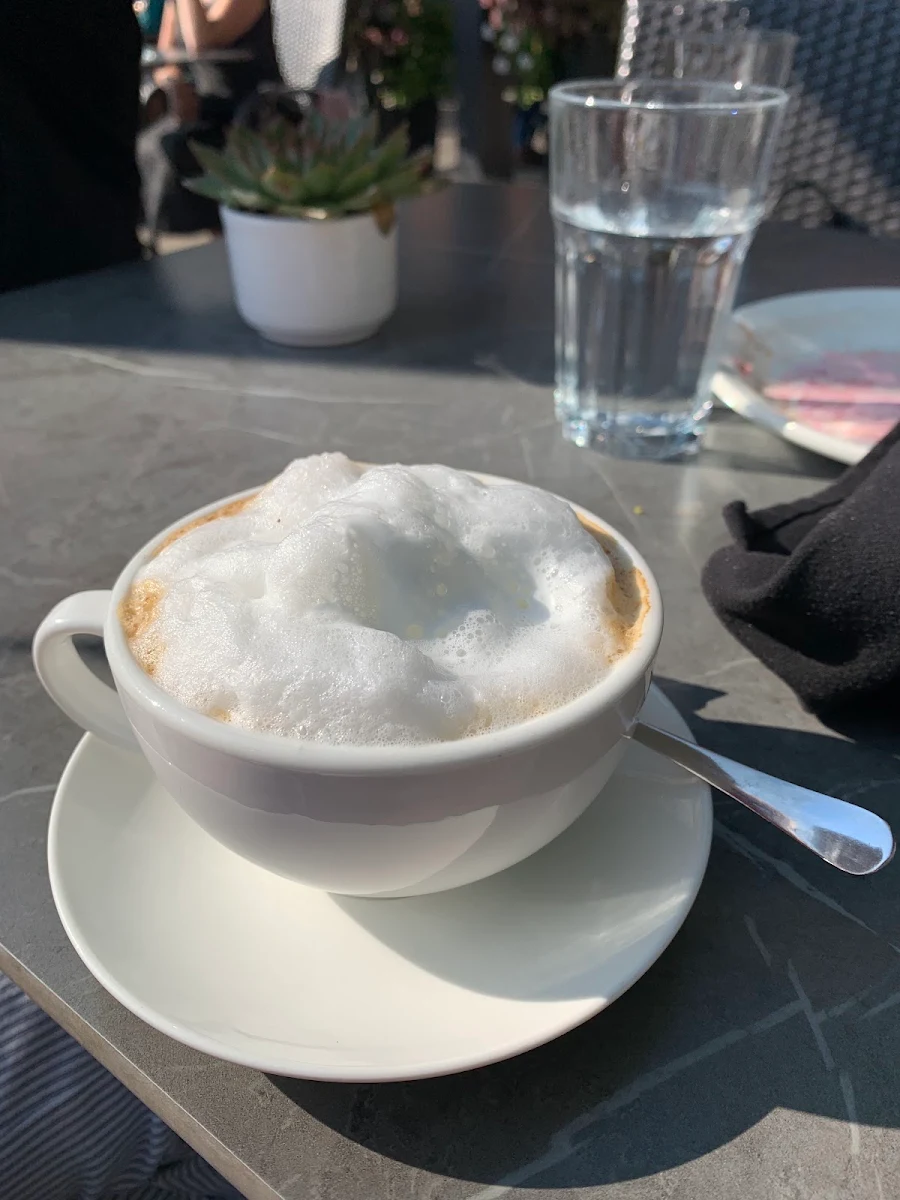 Cappuccino, Trattoria Gusto