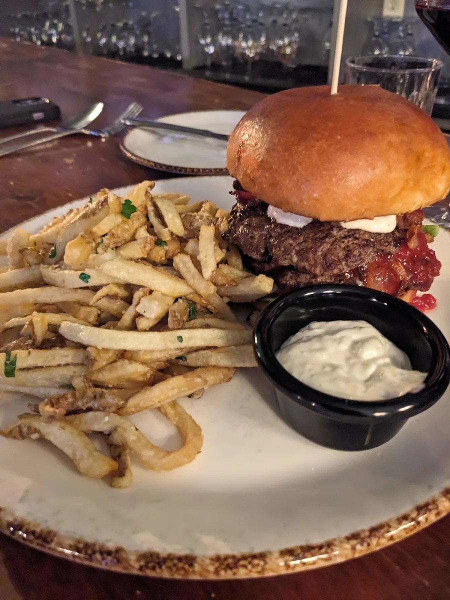 Gusto Burger, Trattoria Gusto