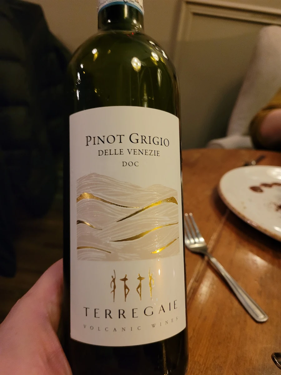 Wine, Trattoria Gusto