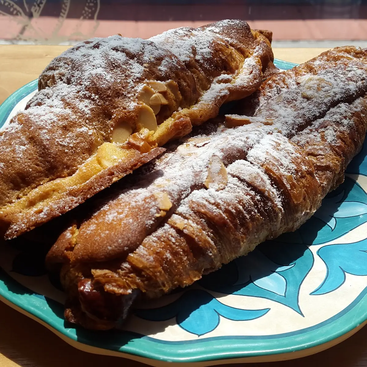 Almond Croissant