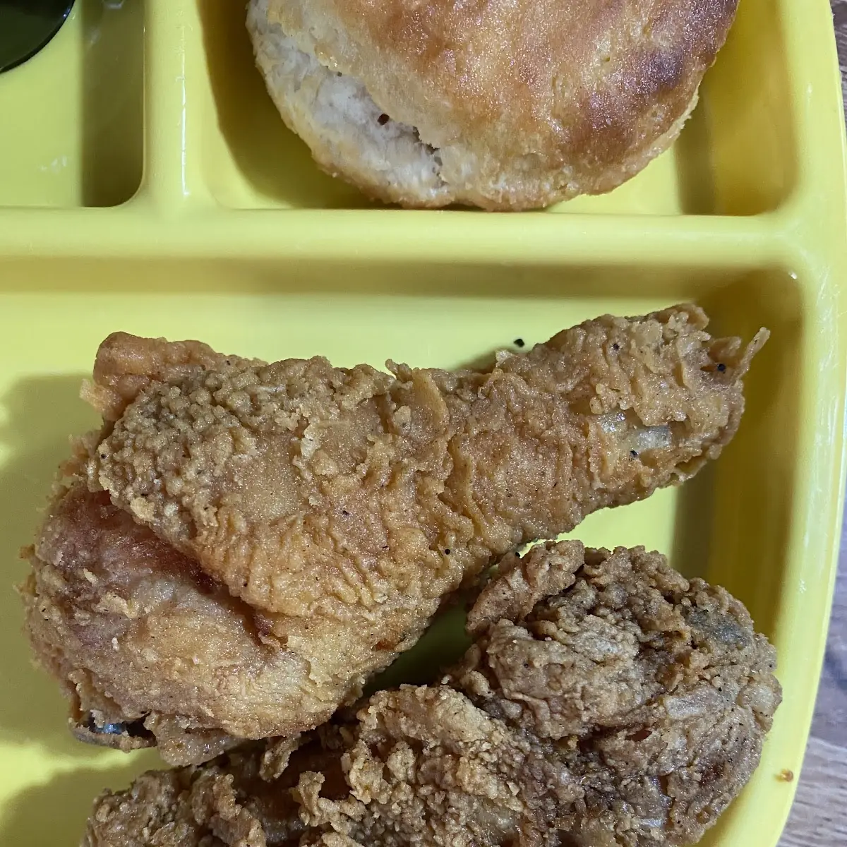 Fried Chicken 2pc with a Biscuit