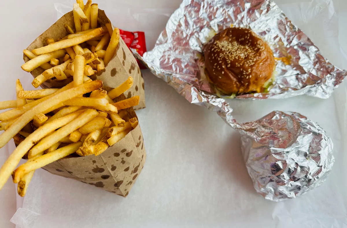 Highlights, BUSSIN BURGER
