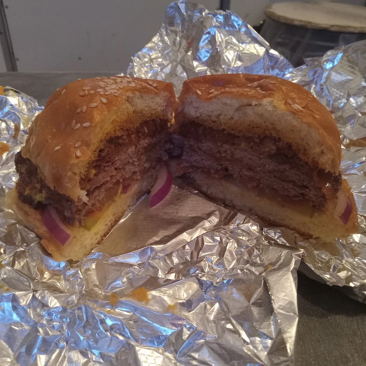 Loaded Chilli Burger Bisected, BUSSIN BURGER
