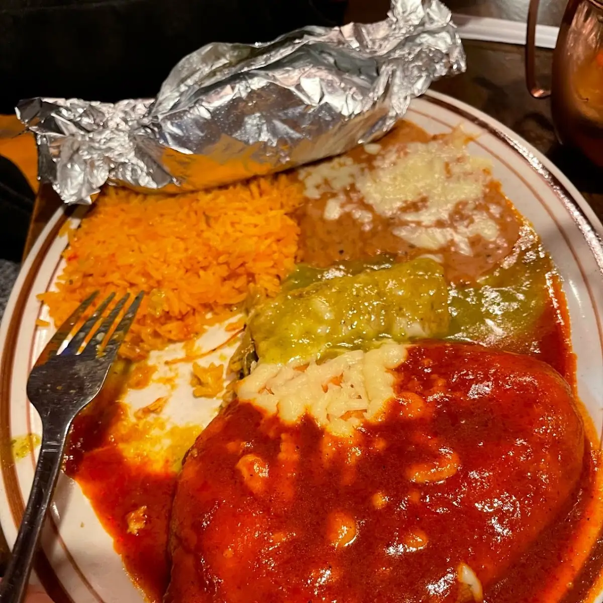 Chile Relleno and Enchilada