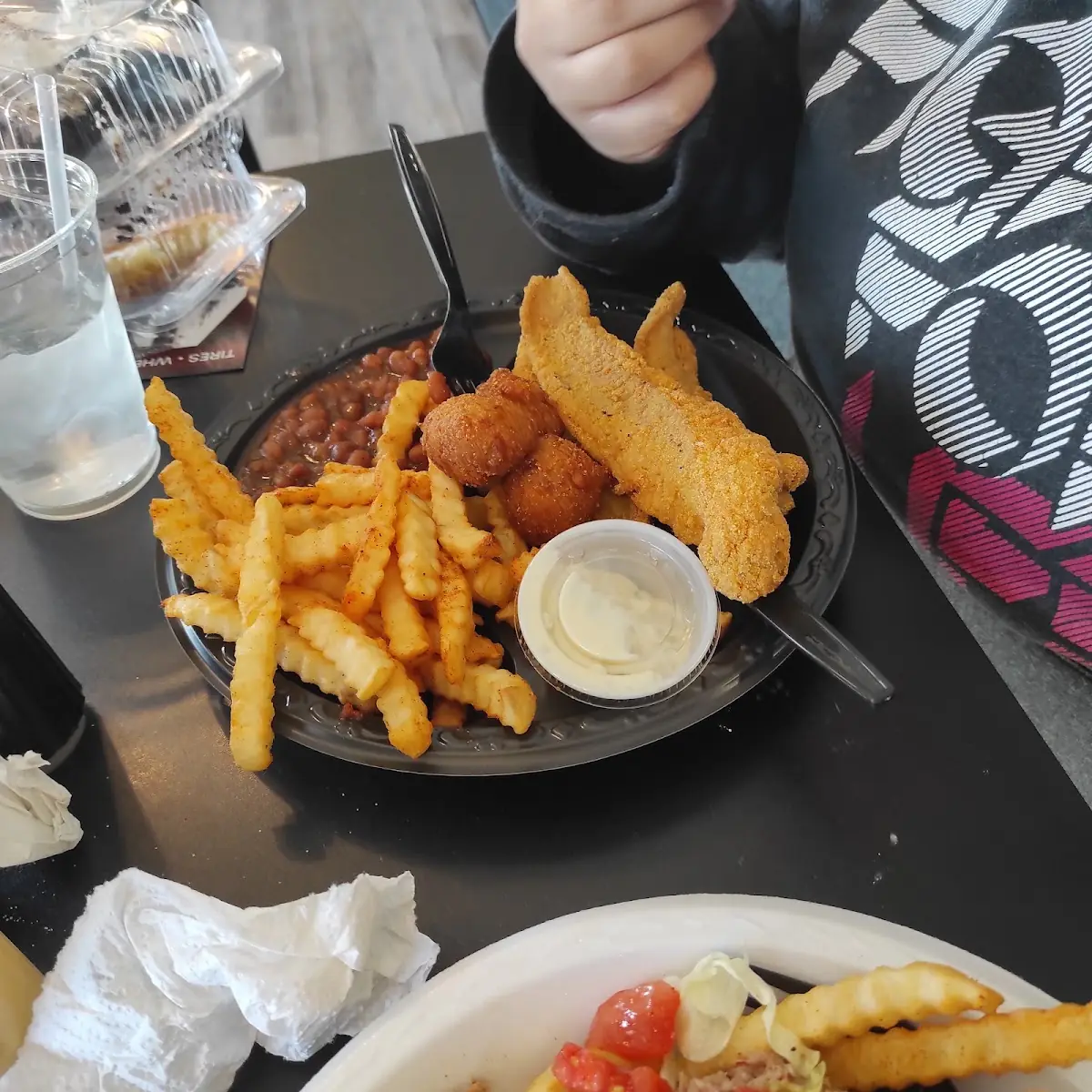 Hush Puppies Crinkle Cut Fries Gator Taters