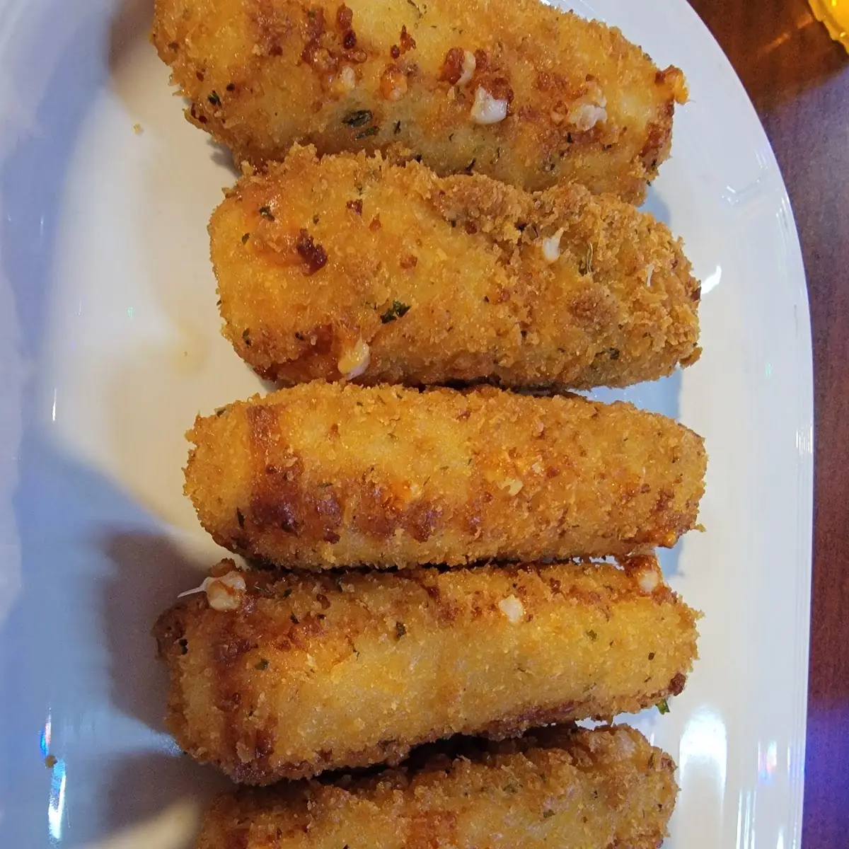 Breaded Mozzarella Sticks
