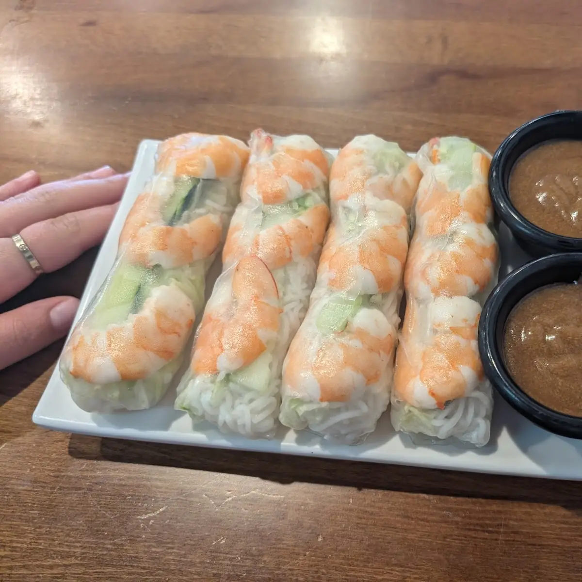Shrimp and Pork Spring Roll with Dipping Sauce