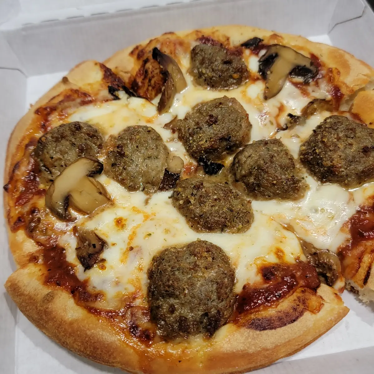 Meatball Pizza