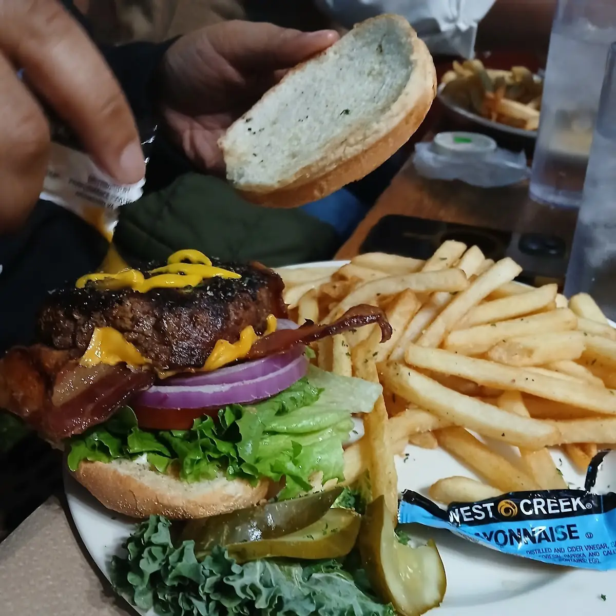 Spondivits Custom Blackened Burger