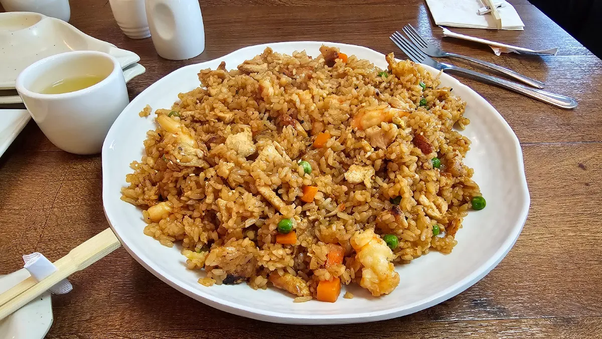 Combo Fried Rice Chicken and Shrimp