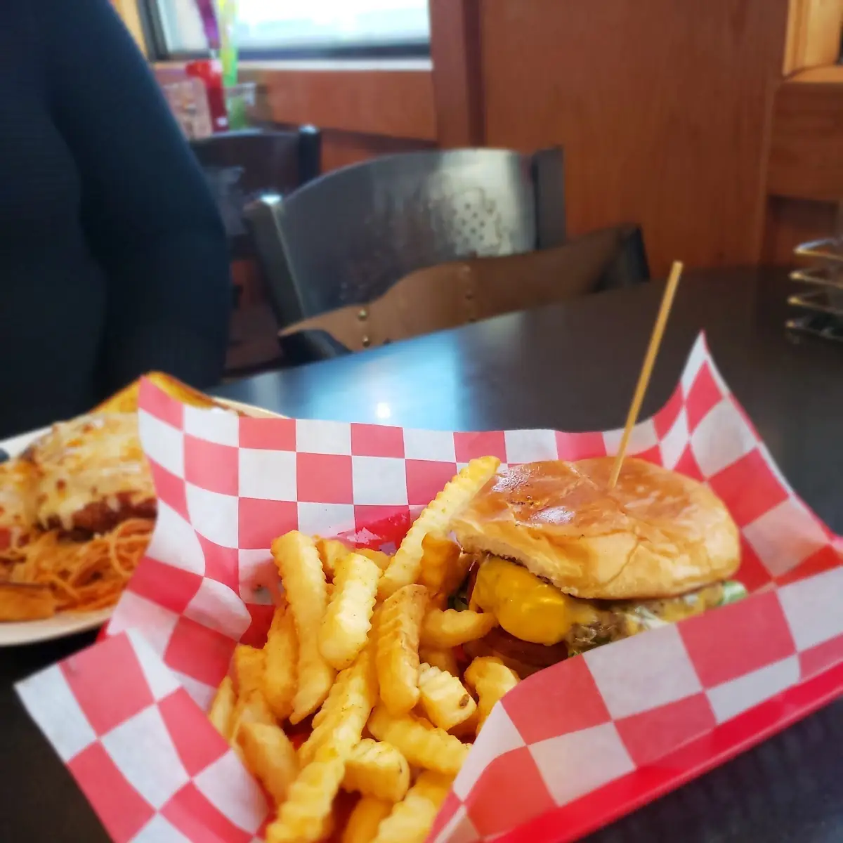 Cheeseburger Deluxe