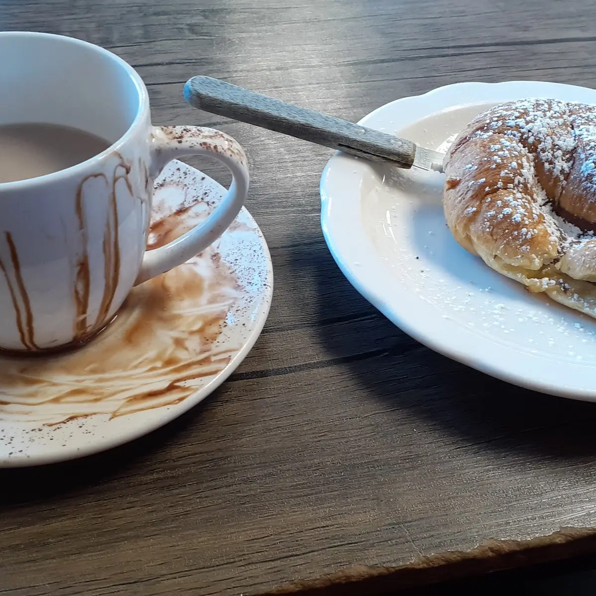Nutella Croissant