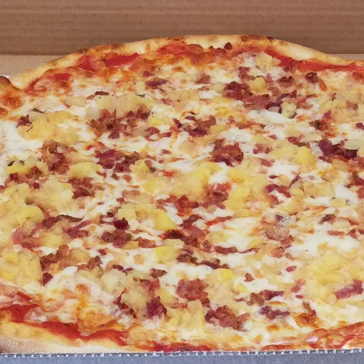 Hawaiian Pizza