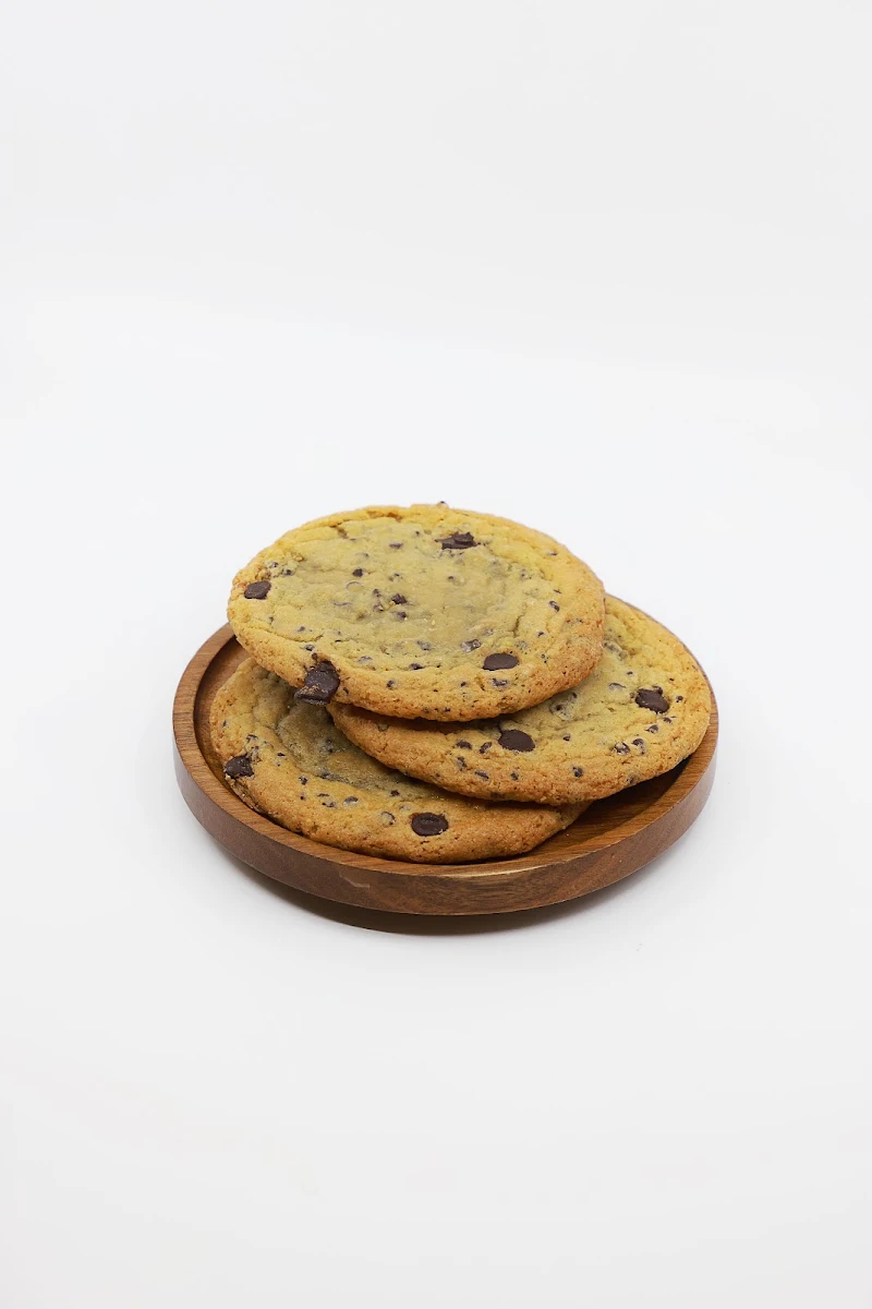 Large Chocolate Chip Cookie