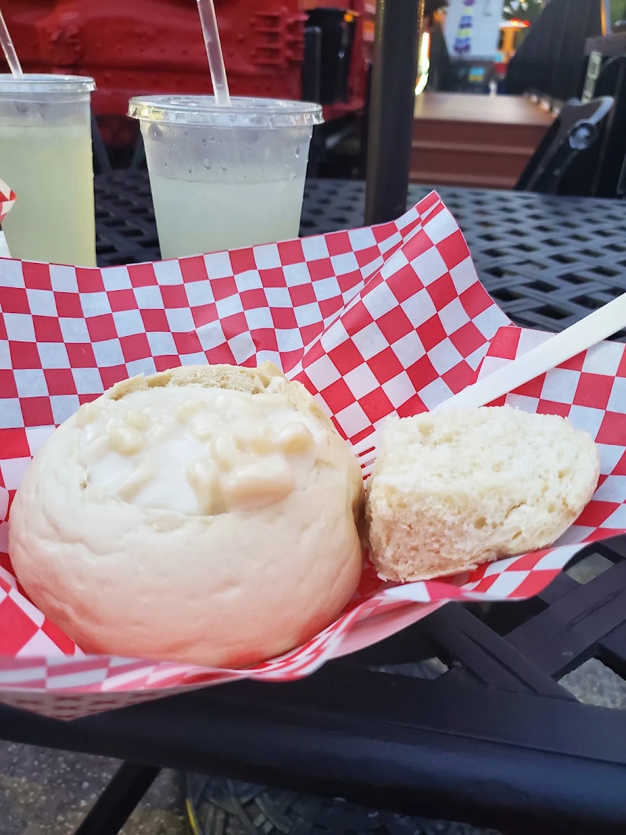Mac N Cheese Bread Bowl