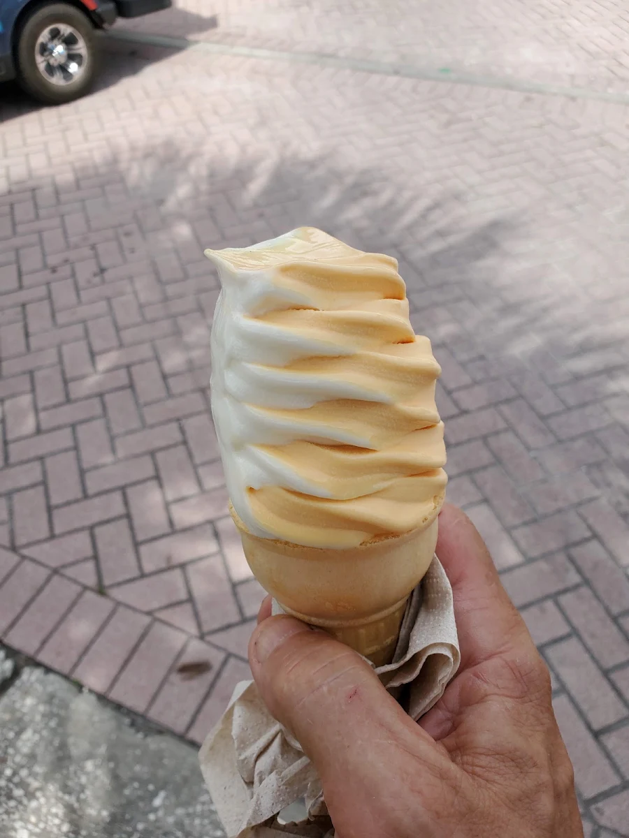 Vanilla Soft Serve