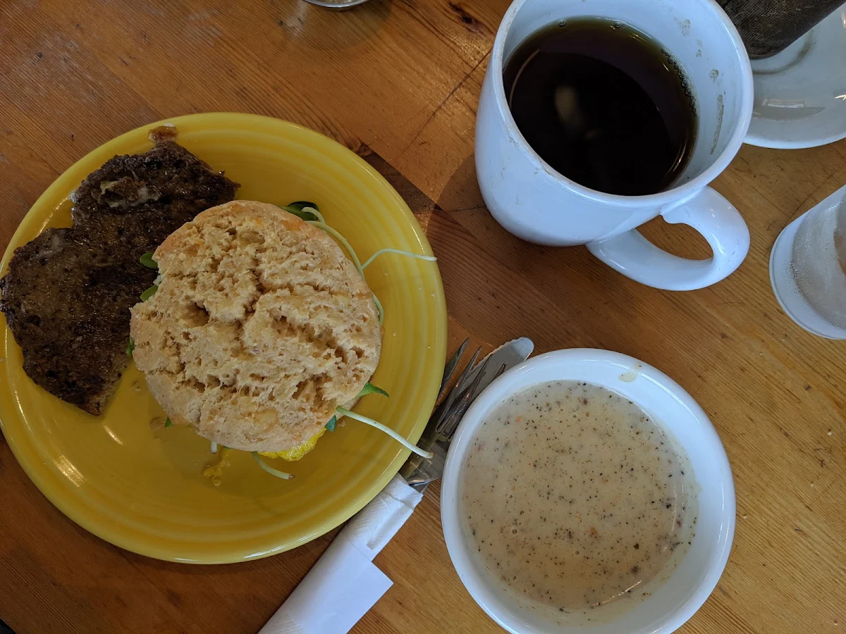 Biscuit Sandwich with Gravy