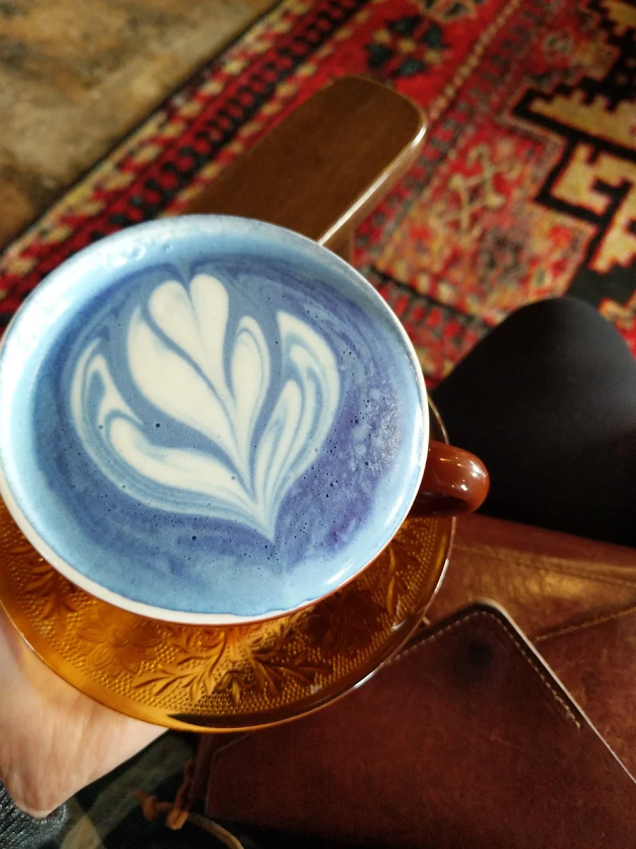 Butterfly Pea Tea Latte