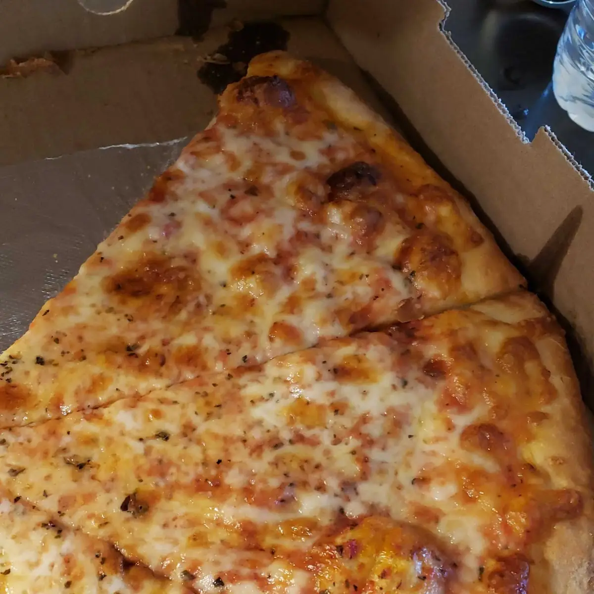 18 Ex-Large Cheese Pizza