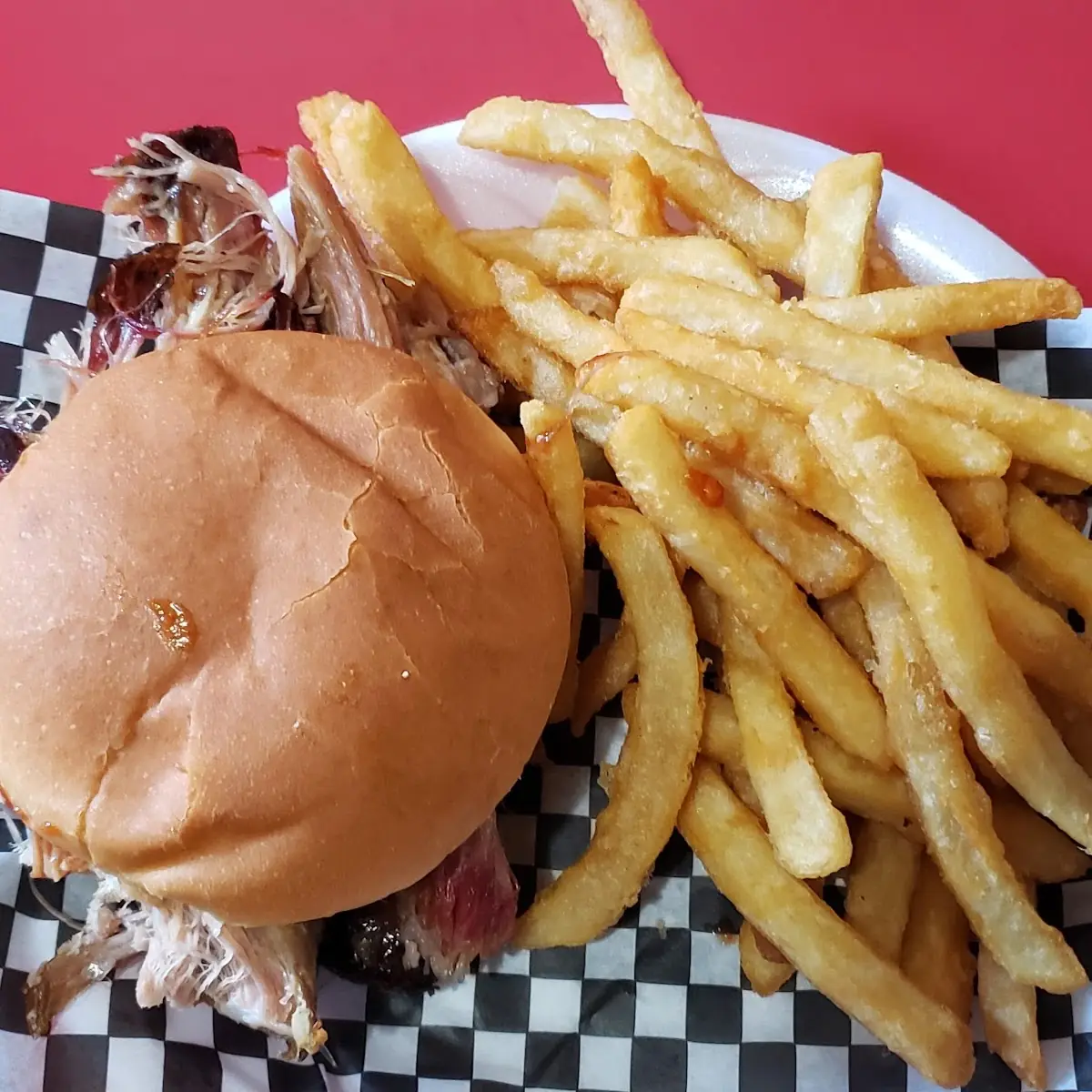 Small BBQ Pulled Pork and Fries