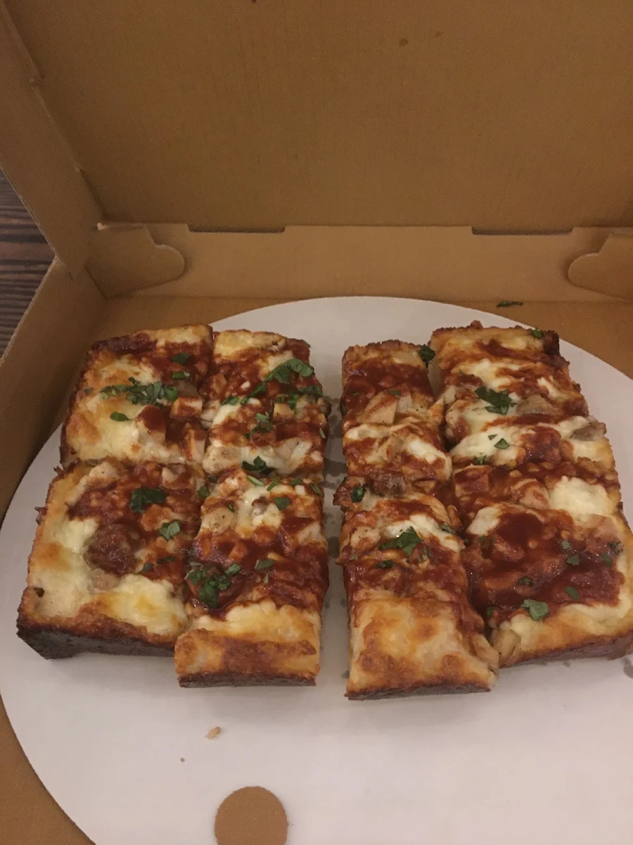 Deep Dish BBQ Chicken Pizza