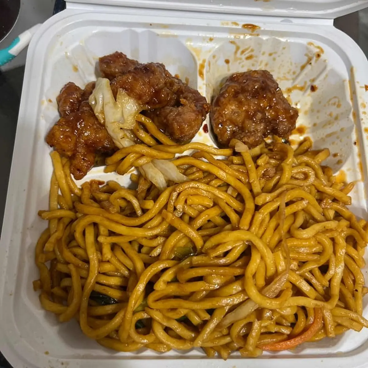 Stir Fried Noodles with Chicken