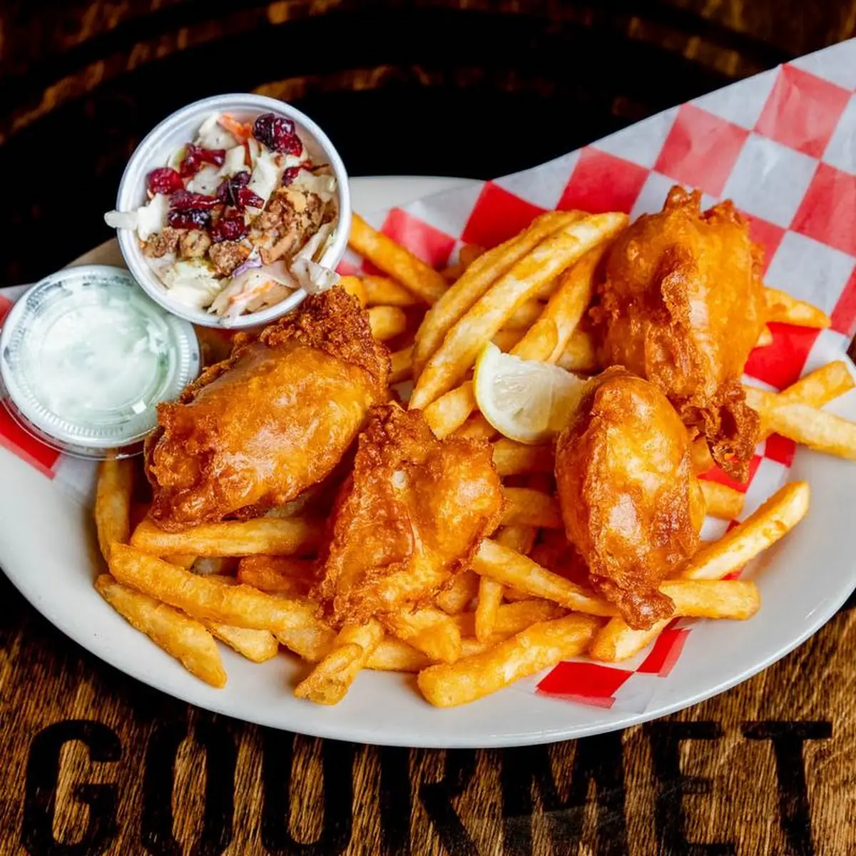 Boneless Chicken Wings with Fries