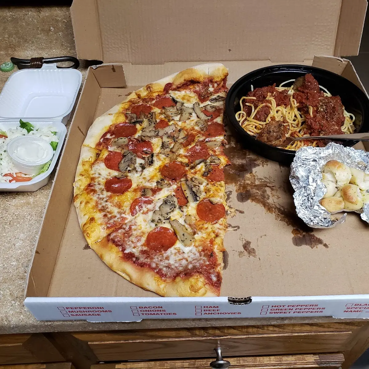 Large Pepperoni and Mushroom Pizza