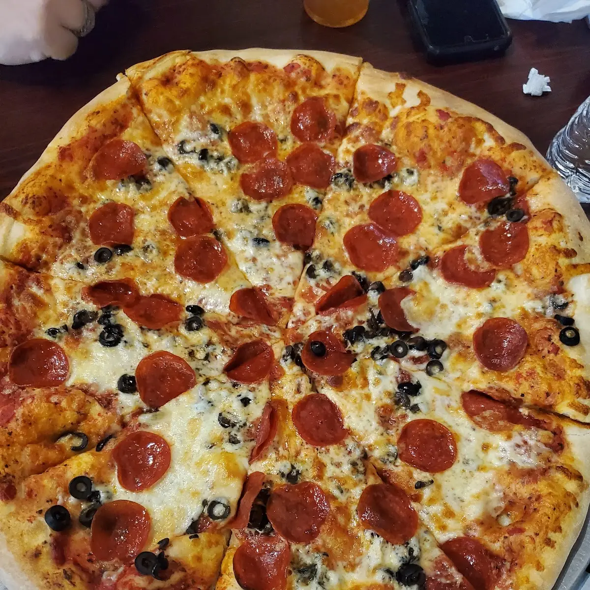 Pepperoni Pizza w Black Olive