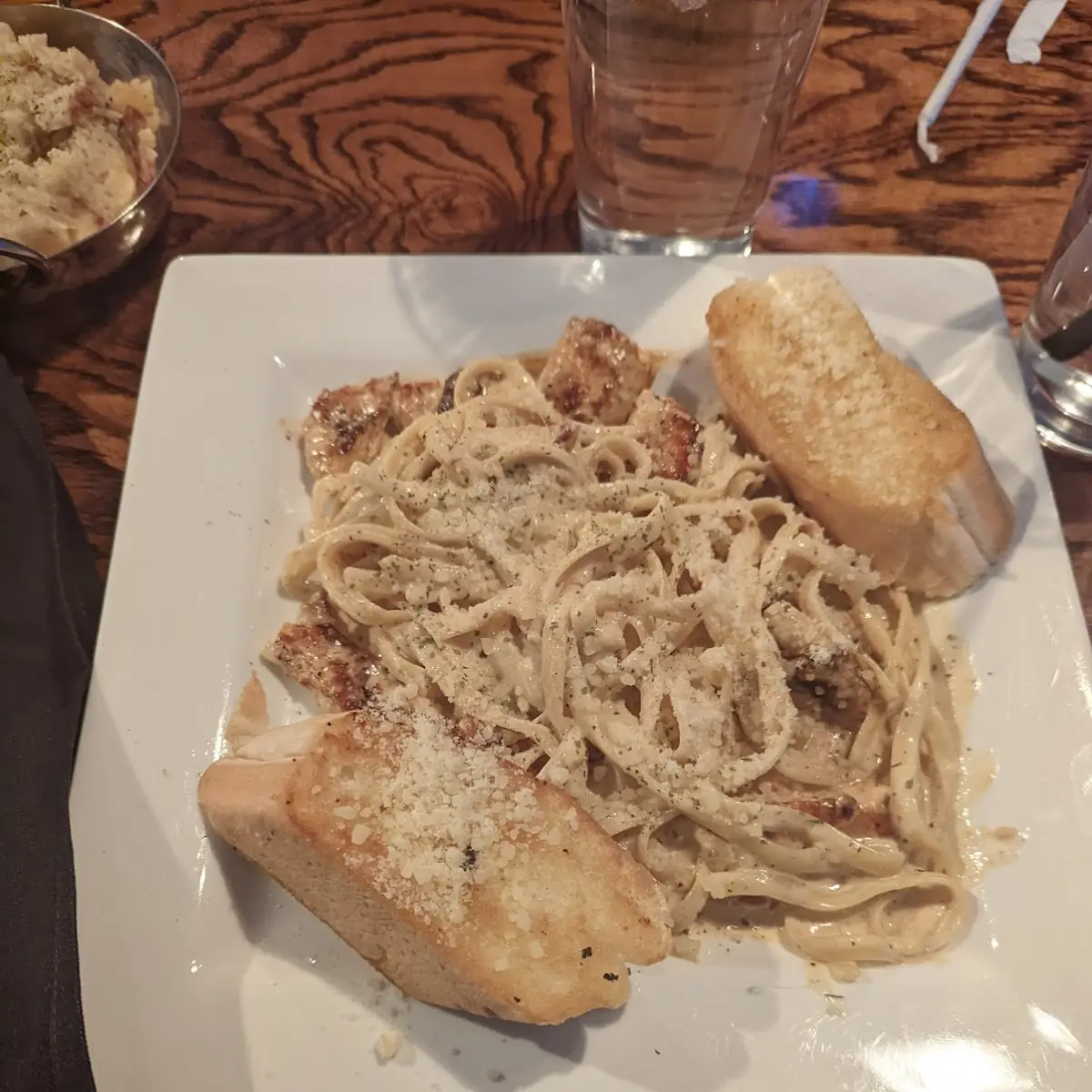 Chicken Alfredo Pasta