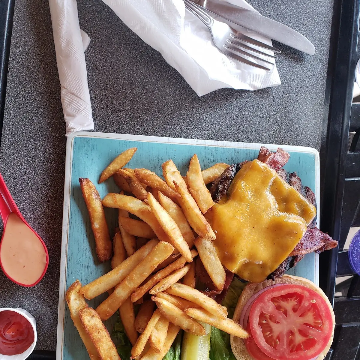 Spoons Burger.
