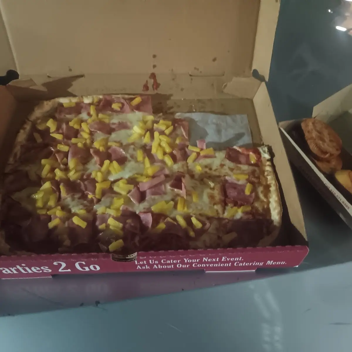 Hawaiian Pizza