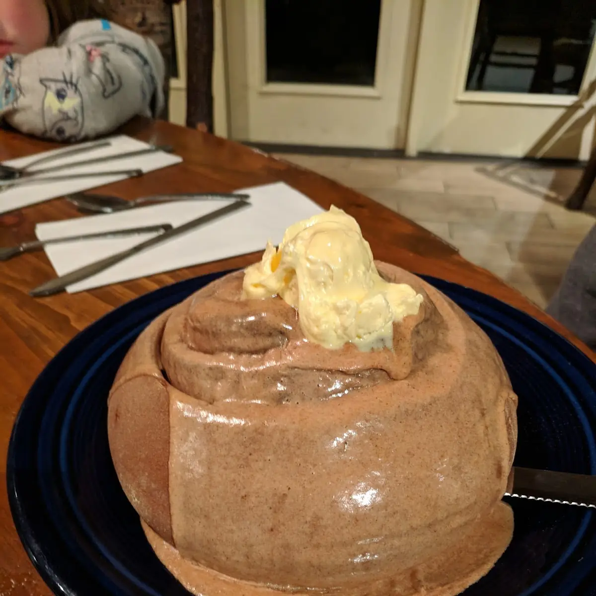 Wagon Wheel Cinnamon Roll