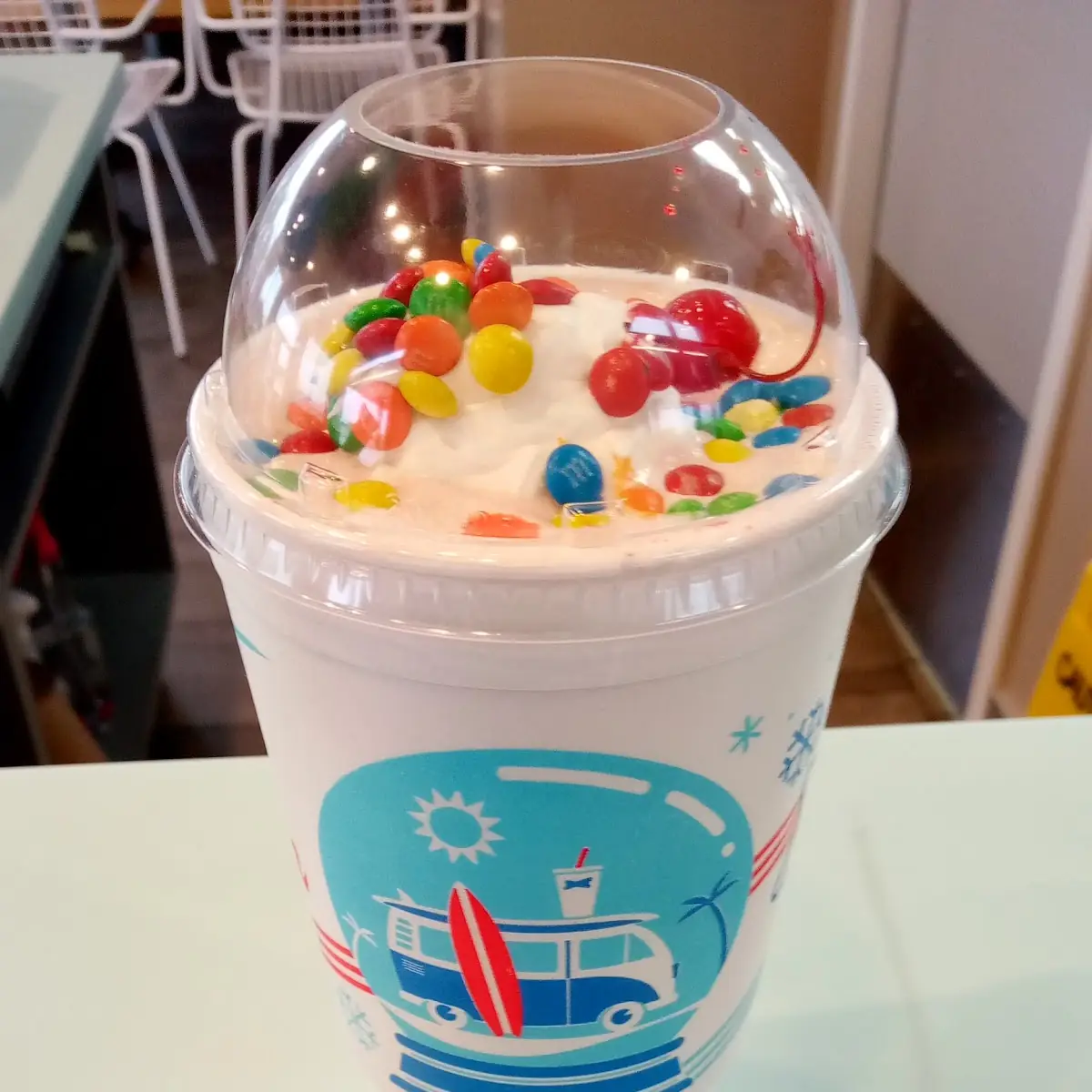 Larg Strawberry Shake with MMS