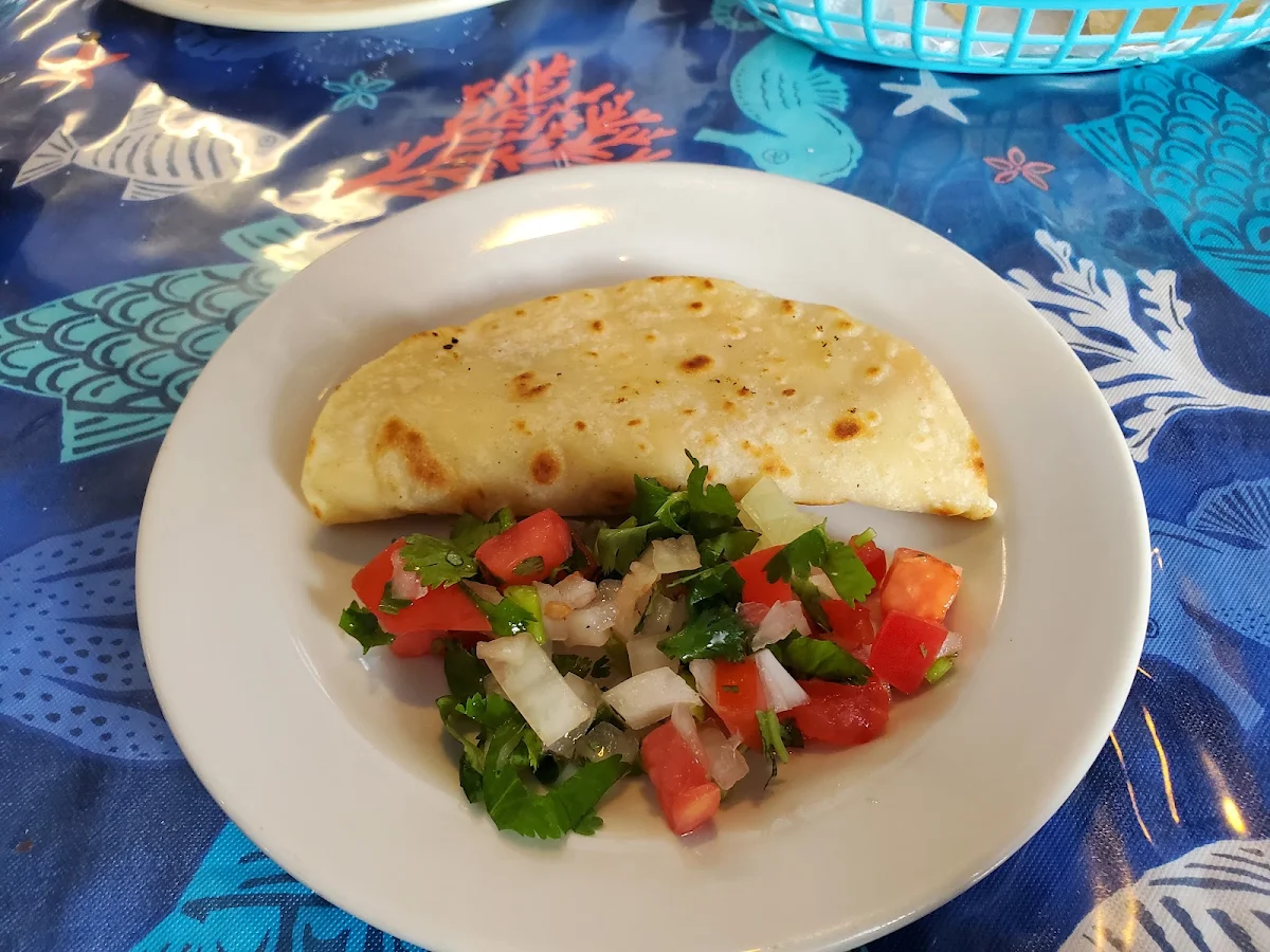 Quesadilla de Camarón Shrimp Quesadilla