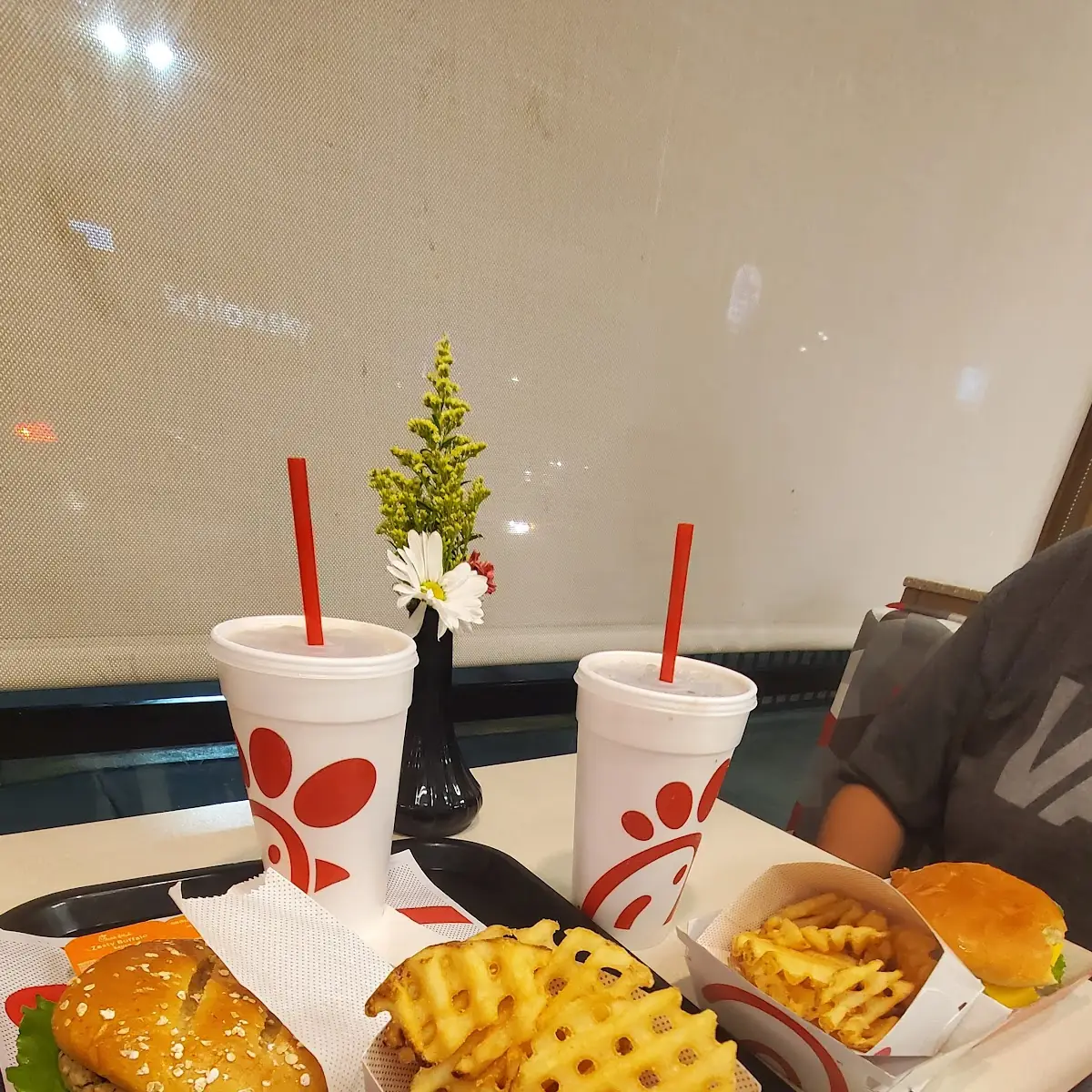 Grilled Chicken Sandwich Meal