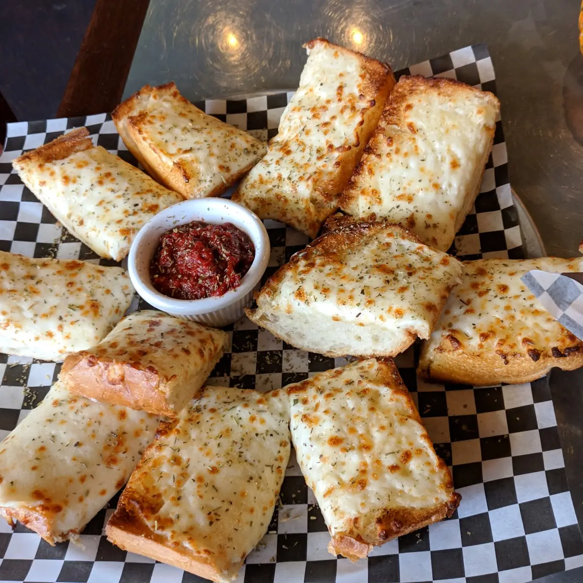 Garlic Cheesy Bread