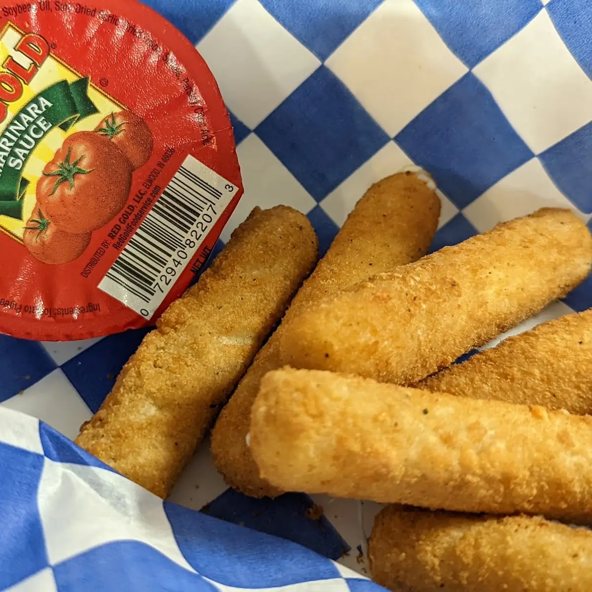 Mozzarella Sticks w Marinara
