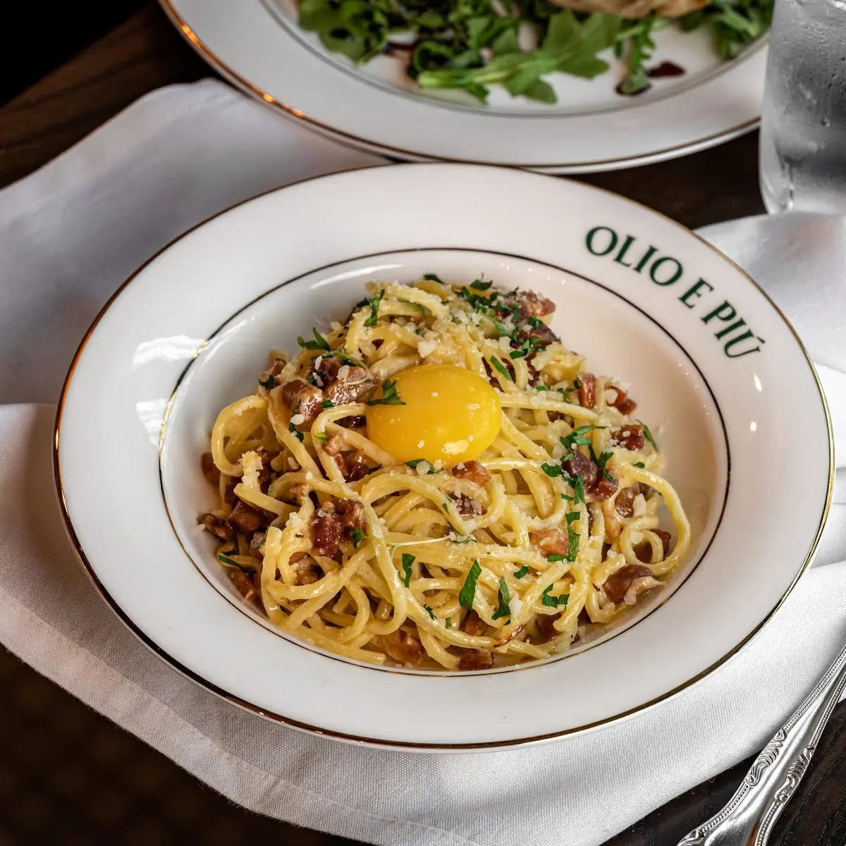 Creamy Spaghetti Carbonara with Egg Yolk