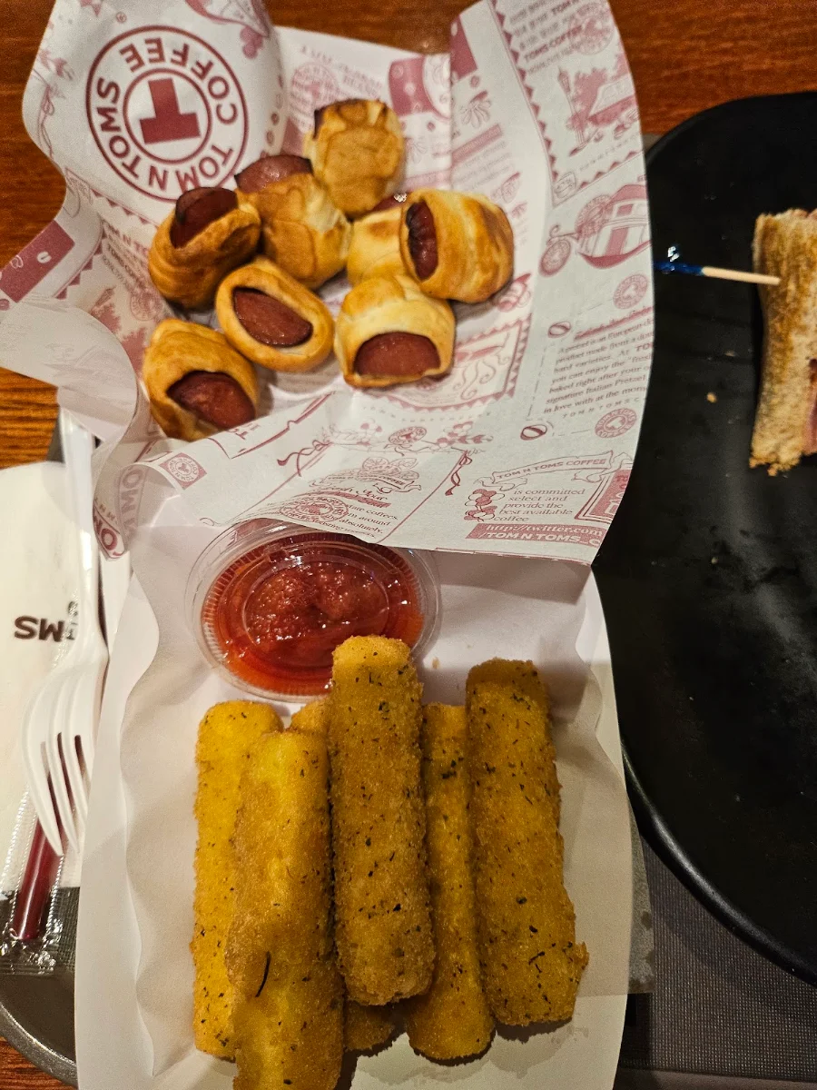 Mozzarella Sticks 6pcs