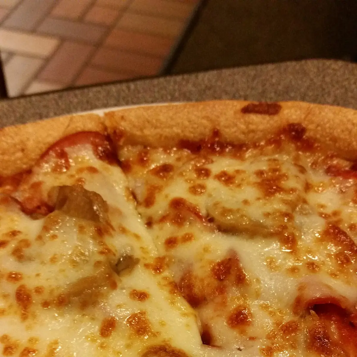 Canadian Bacon Mushroom Pizza