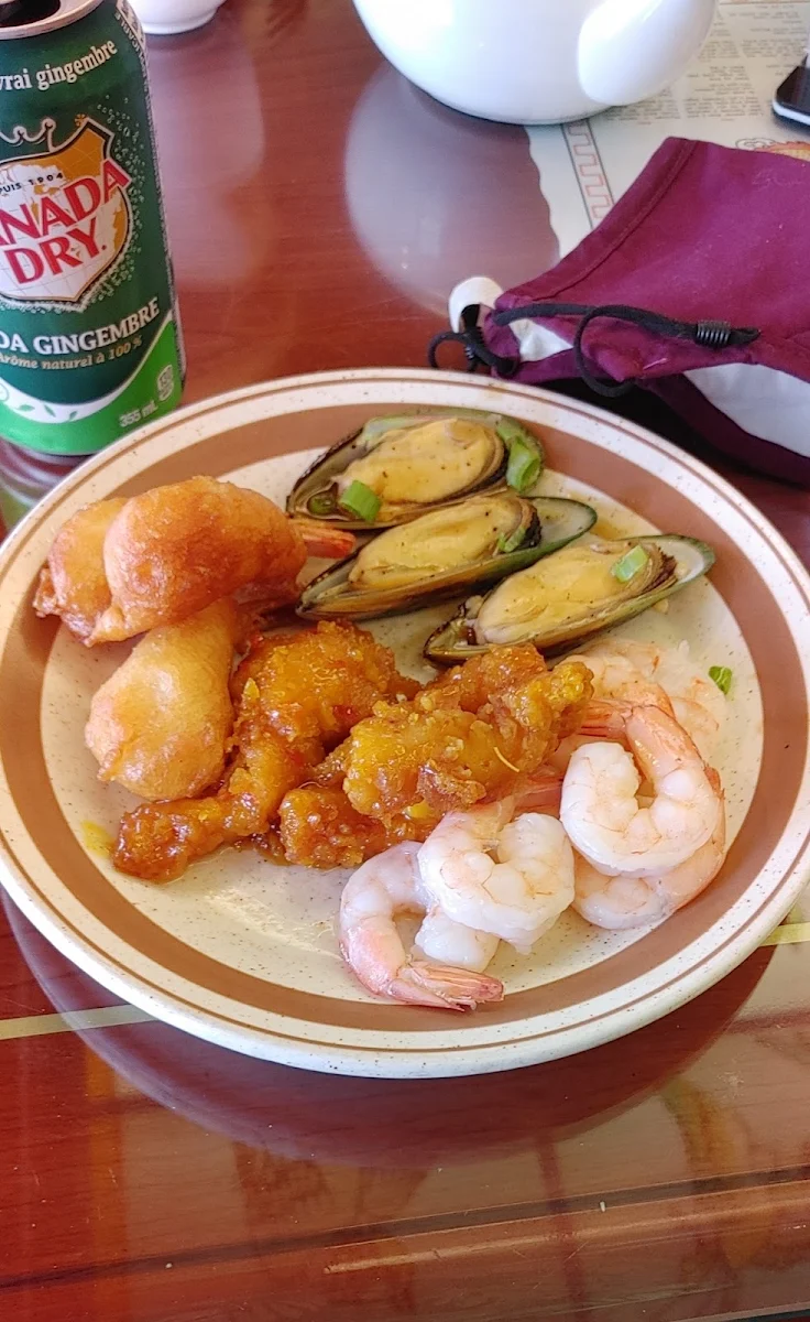 Shrimp and Noodles and Muscles, Driftwood Restaurant Campbell River