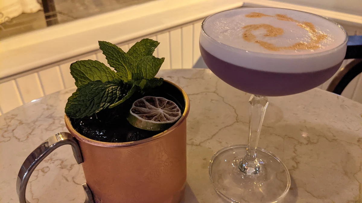 Highlights, The Relic Lobby Bar