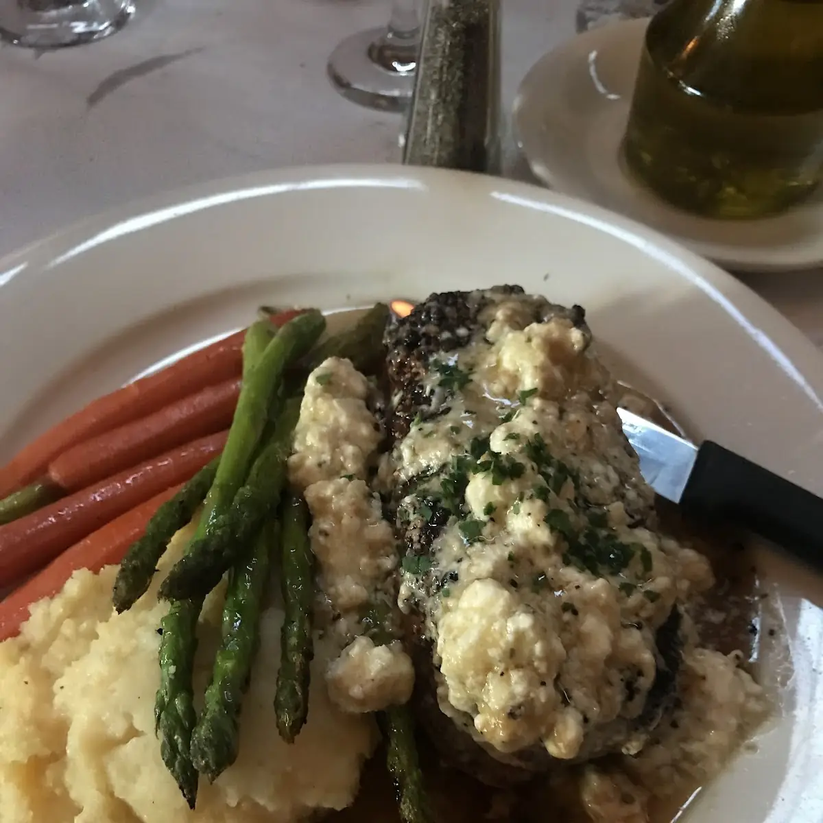 Beef Sirloin Mashed Potatoes Seasonal Vegetables
