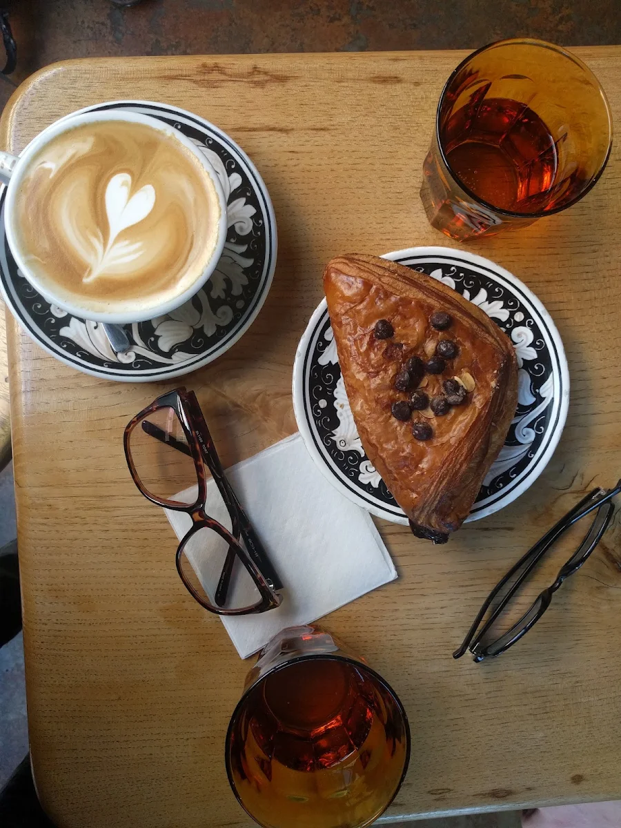 Pan Au Chocolate Croissant