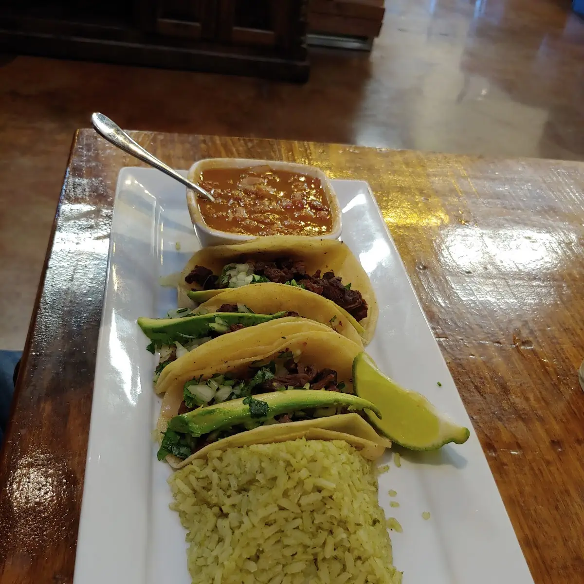 Table Side Guacamole
