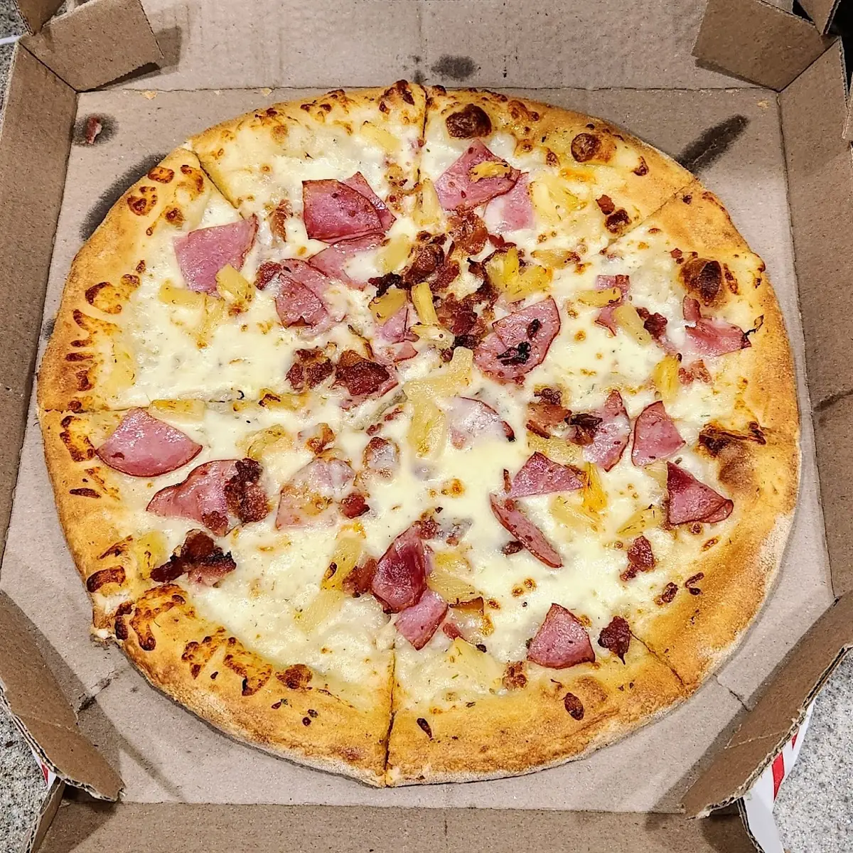 Hawaiian Pizza