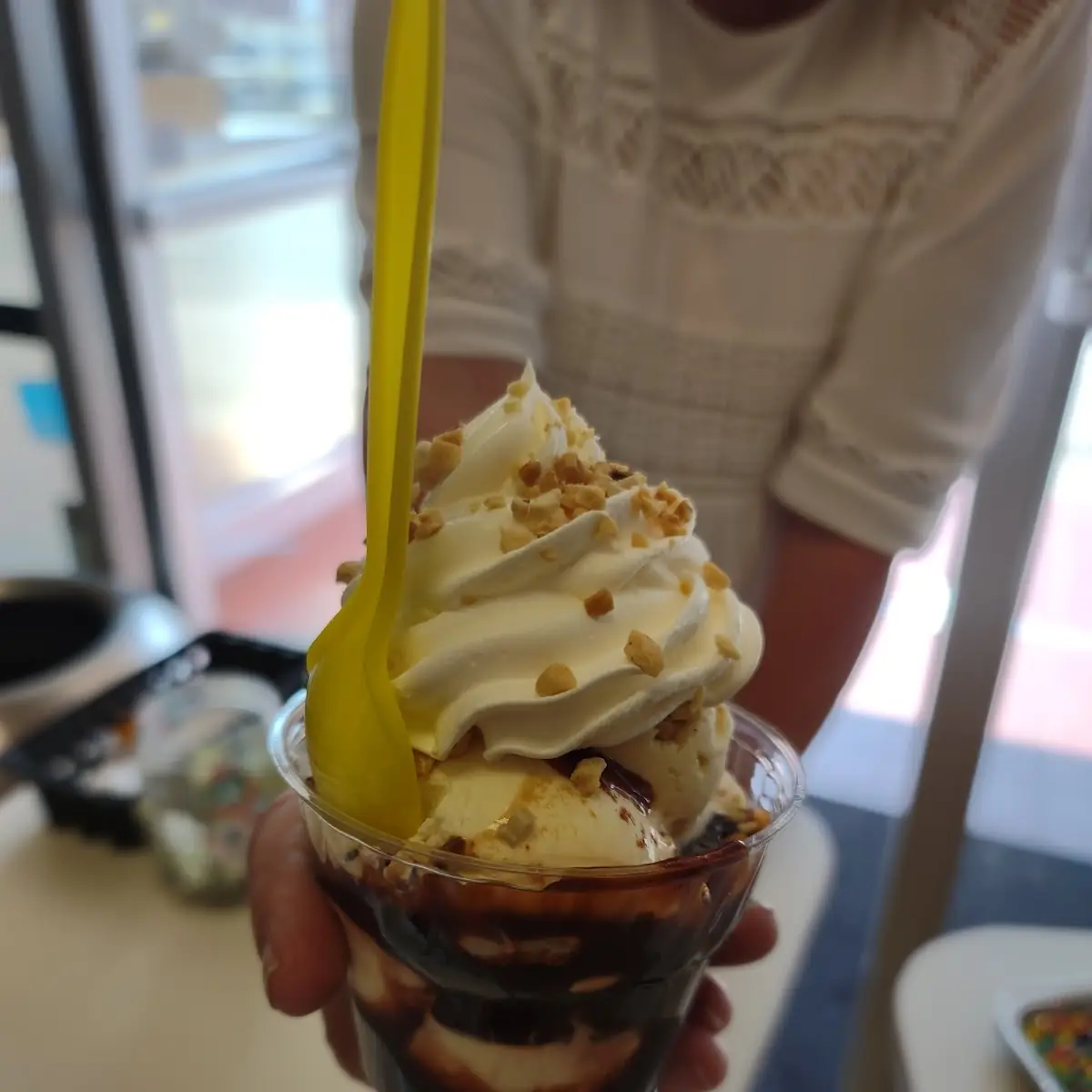 Hot Fudge Sundaes