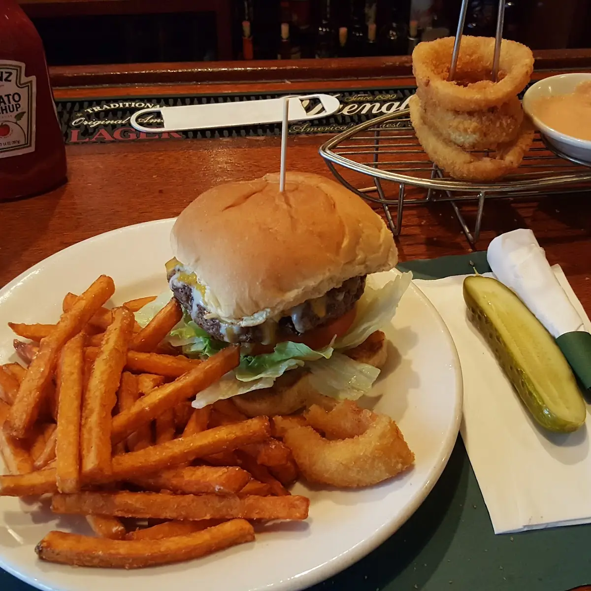 Hartford Road Burger