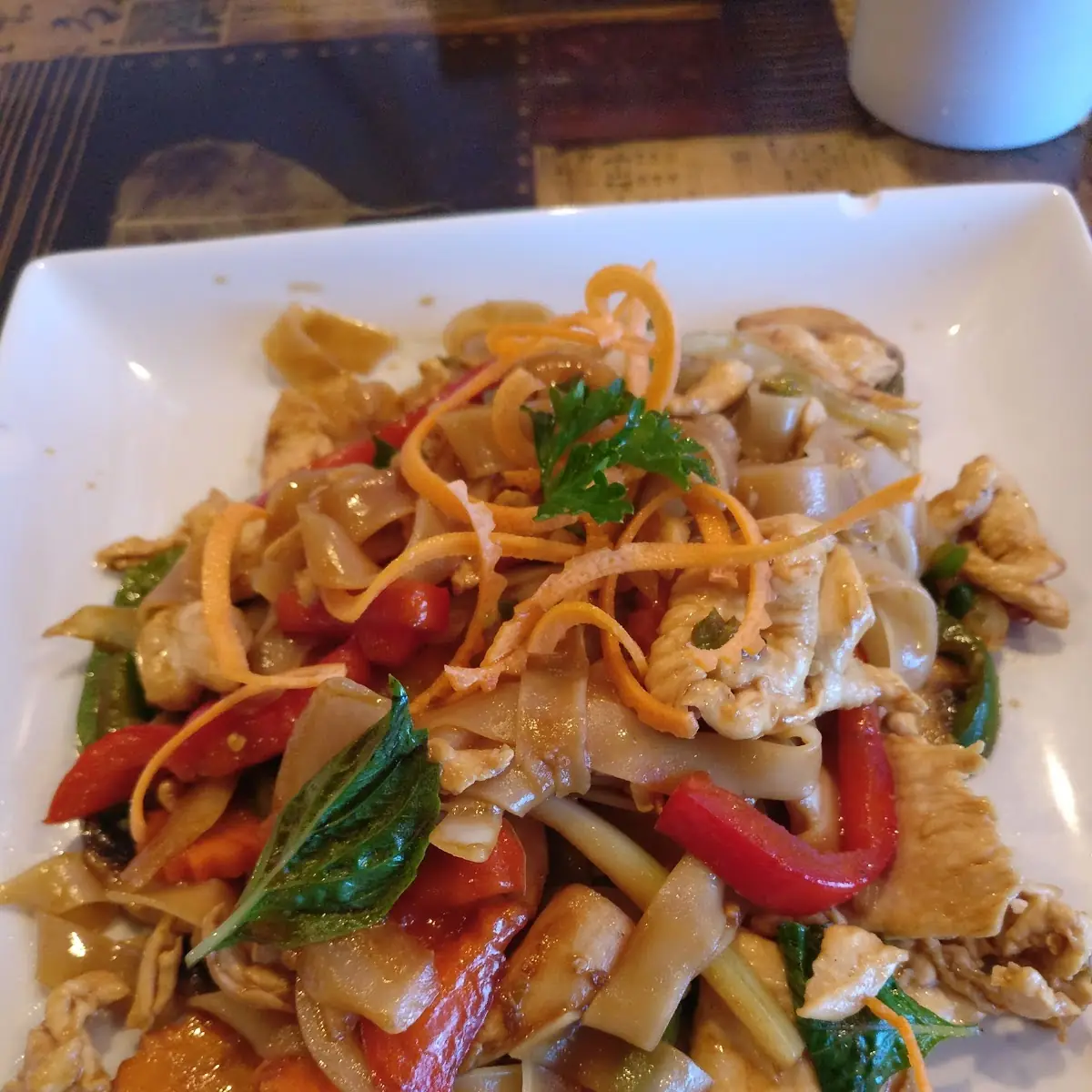 D-Pad Kee Mao Drunken Noodle